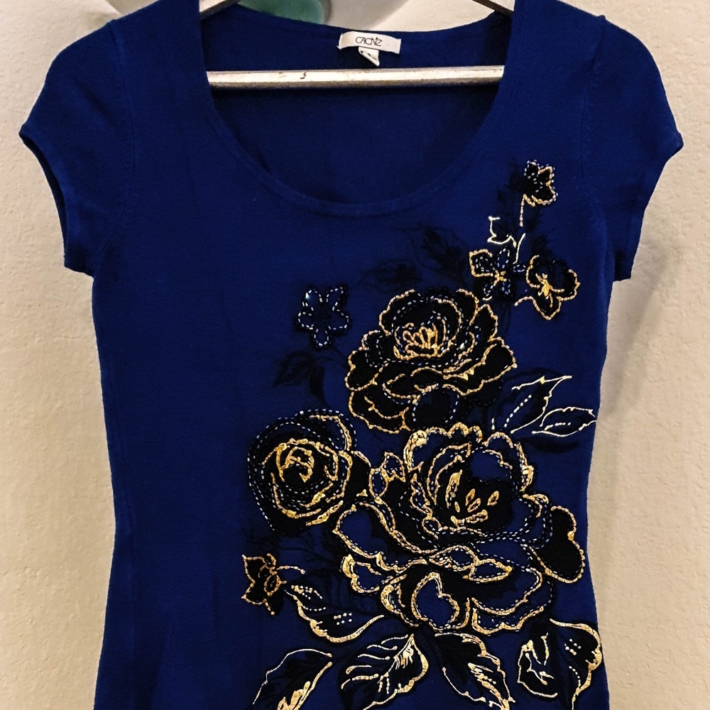 $0 CACHE size S Royal blue in color